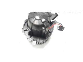 Вентилятор печки    U0851003   Audi A4 Allroad