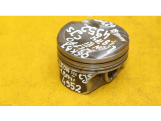 Píst 82L170 Seat Leon (5F)