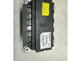 Блок подушек безопасности 32221372   Volvo XC90