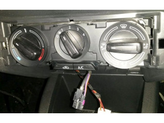 Блок управления климат-контролем Skoda Fabia Mk3 (NJ)