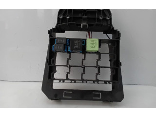 Блок предохранителей 6c0907371a   Skoda Rapid (NH)    