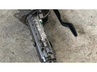 Крестовидная связь оси рулевого колеса