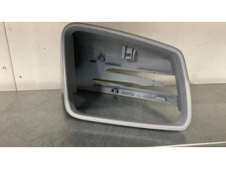 Пластиковая отделка зеркала