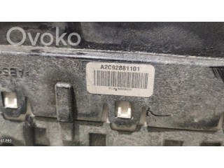 Другая деталь салона