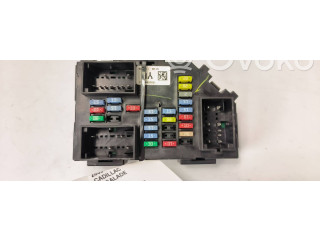 Pojistková skříňka 15925044 Cadillac Escalade 2007