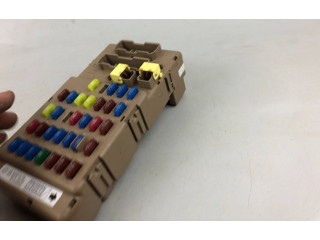 Pojistková skříňka 6111196 Subaru Outback 2008