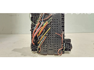 Блок предохранителей 30657428, 02W423   Volvo S80    