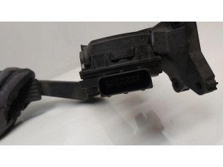 Педаль акселератора