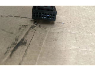 Zpětné zrcátko Volkswagen Touareg III 2018 E1041458