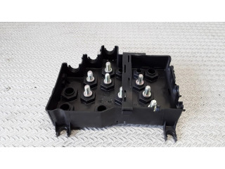 Узел подключения плюсовых проводов