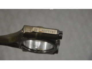 Píst AD70762 Subaru XV FB16