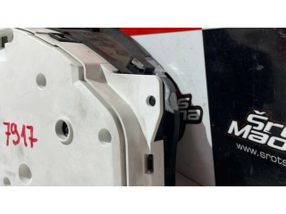 Přístrojová deska  Volvo V70 2005 30682277  