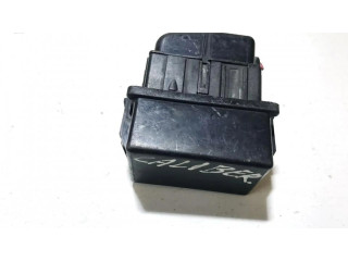 Pojistková skříňka Dodge Caliber 2009