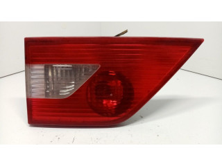 Задний фонарь в крышке