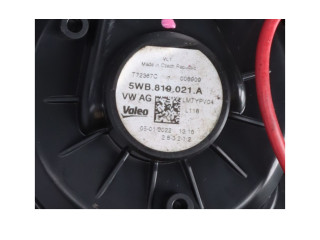 Zpětné zrcátko Volkswagen Golf VIII 2022 3Q1819021C