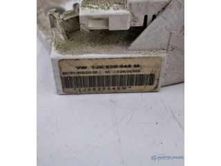 Vstřikovač Volkswagen Golf IV