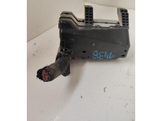 Блок предохранителей 8638A009 Mitsubishi Montero