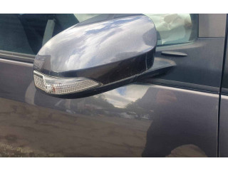 Zpětné zrcátko Toyota Yaris 2016