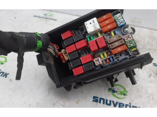 Блок предохранителей K68286175AA, K68282231AA Jeep Compass