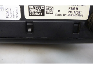 Блок предохранителей  30728512, 30728512   Volvo V70    