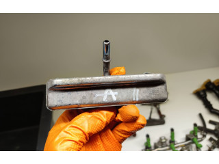 Vstřikovač 226042916 Subaru Outback (BS)