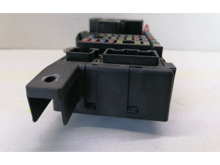 Блок предохранителей 8678449, 518829007   Volvo V70    