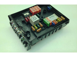 Блок предохранителей  1K0937125A   Volkswagen Golf Plus    