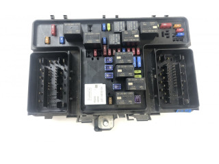 Блок предохранителей 2495546 Ford Ranger