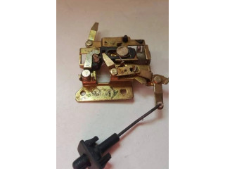 Замок багажника 721843654B Volkswagen Transporter - Caravelle T4 1991 - 2003 года