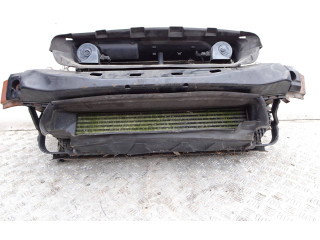 Комплект радиатора    Volvo  C30  2007 - 2010 года