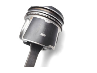 Píst YLF6   Ford Transit Custom    YLF6 