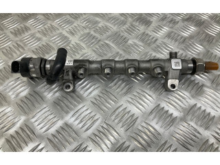 Vstřikovací lišta 03L089M, 057130764H Volkswagen Tiguan CFFB