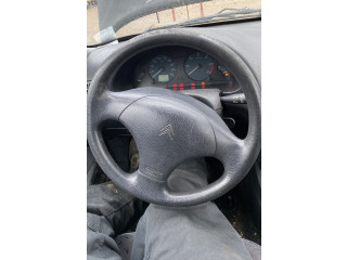 Руль Citroen Saxo   -  года 00004109Z1      