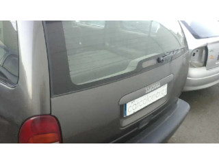 Интеркулер Chrysler Voyager 2.5