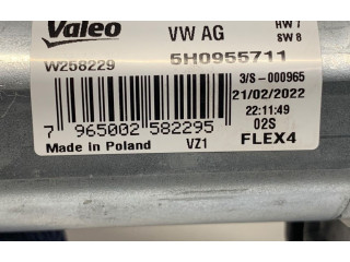 Моторчик заднего дворника 5H0955711    Skoda Octavia Mk4