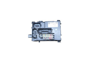 Блок предохранителей 13349934, 28270822 Opel Meriva B