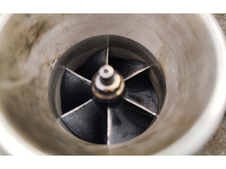  Турбина Volvo S80  8653146   для двигателя D5244T      