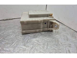 Pojistková skříňka 8273030B61, 703290009 Lexus GS 300 350 430 450H 2008