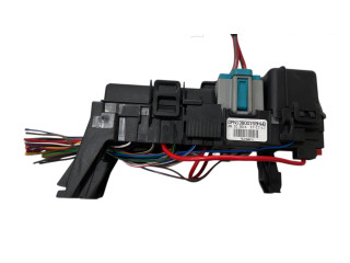 Блок предохранителей  DPN13800159HWB   Volvo V70    