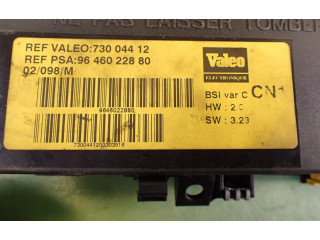 Блок предохранителей 730044129646022880 Citroen Xsara