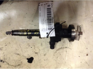 Форсунка Mazda MPV II LW