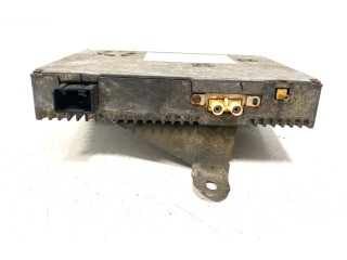 Радио/ проигрыватель CD/DVD / навигация