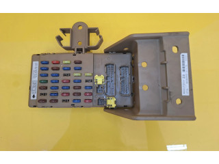 Блок предохранителей  82201FG010   Subaru Forester SF    