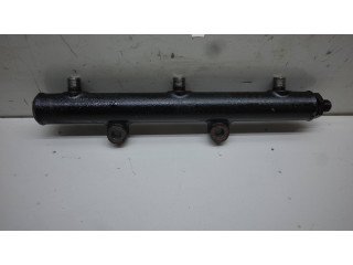 Топливная рампа 4R8Q9D280BC Jaguar XF X250