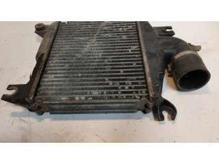 Интеркулер     Toyota Hiace (H200) 2.5