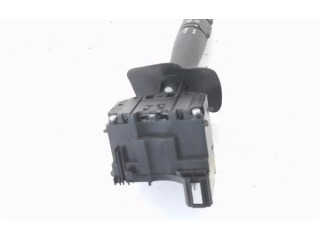 Ручка поворотов/ фонарей Dacia Sandero  2008 - 2012 года 8200792584, 6001551360      