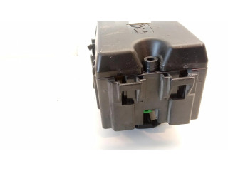 Блок предохранителей 9812661980, A006C801 Peugeot Partner