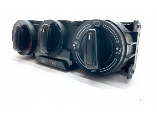 Блок управления климат-контролем    Skoda Fabia Mk3 (NJ)