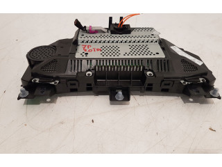 Přístrojová deska  Volkswagen Touareg II 2011 7P6920882  