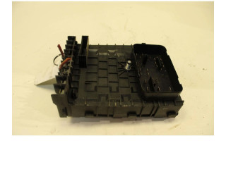 Блок предохранителей 1K0937125D   Skoda Yeti (5L)    